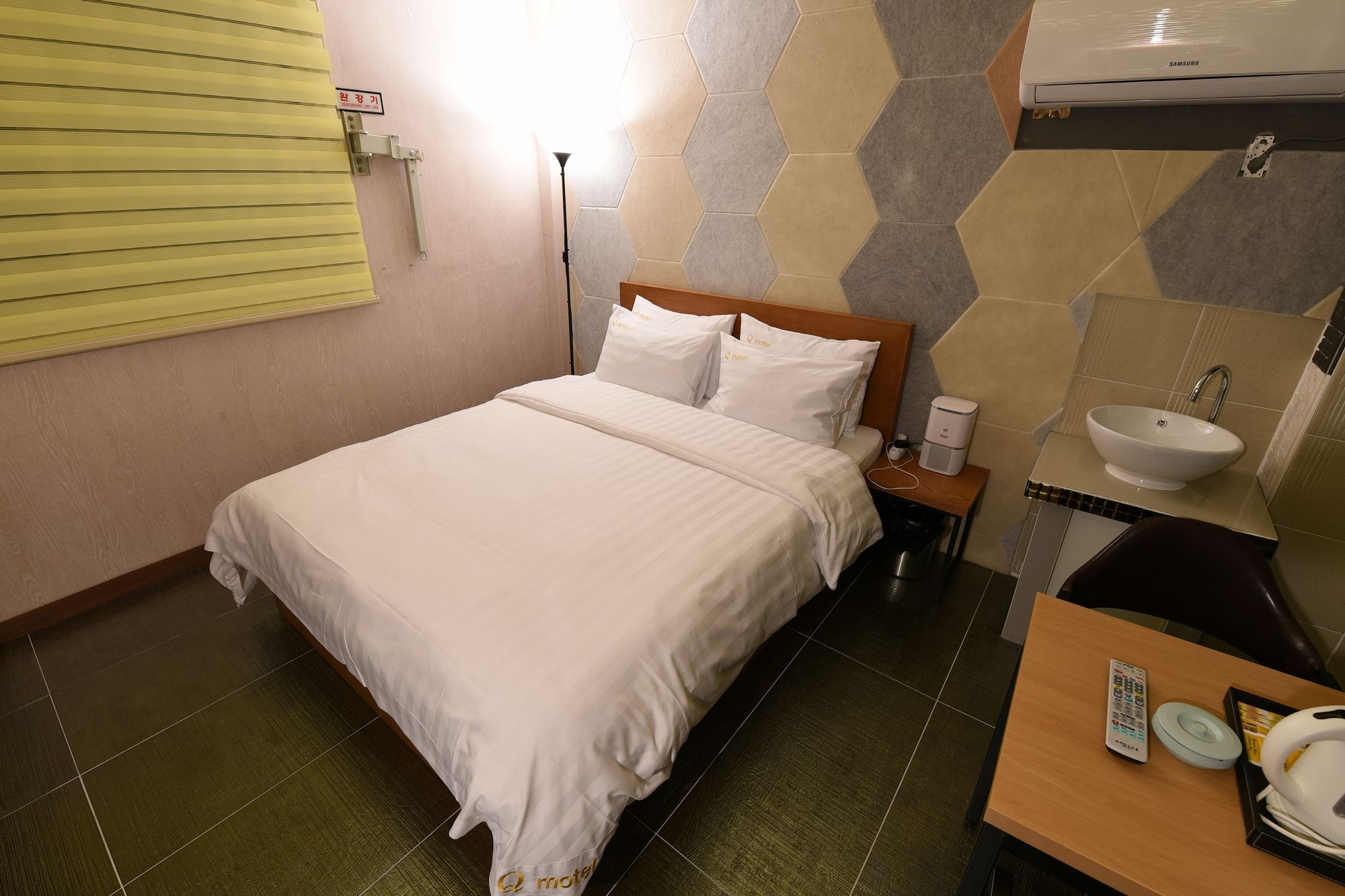 Jecheon Q Motel Zewnętrze zdjęcie